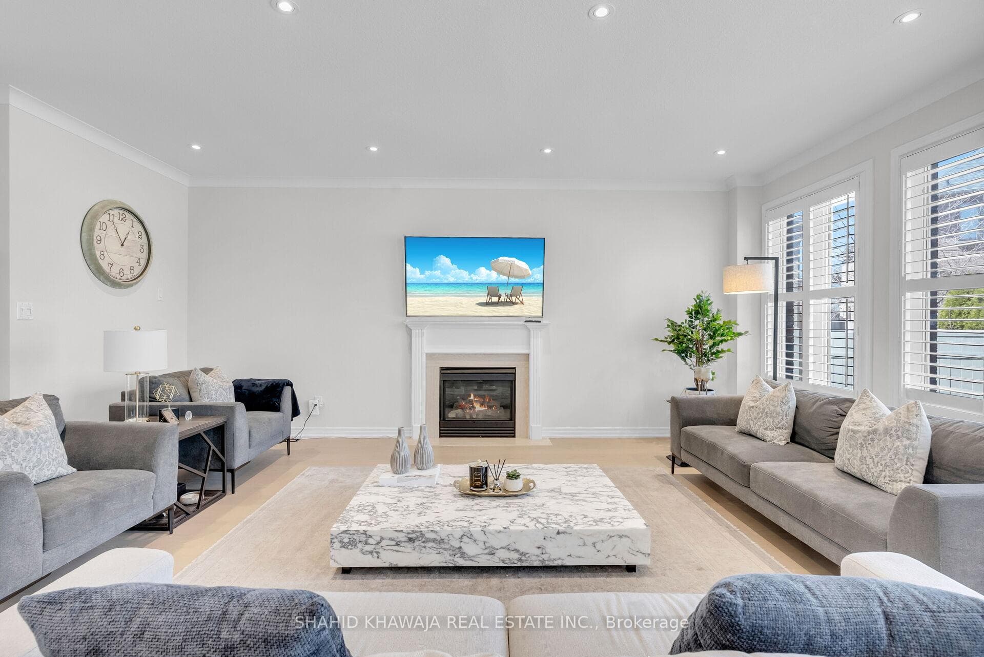 2522 Lyndhurst Drive — property photo