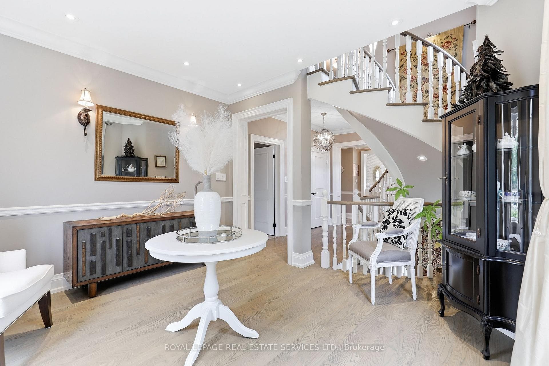 2149 Alderbrook Drive — property photo