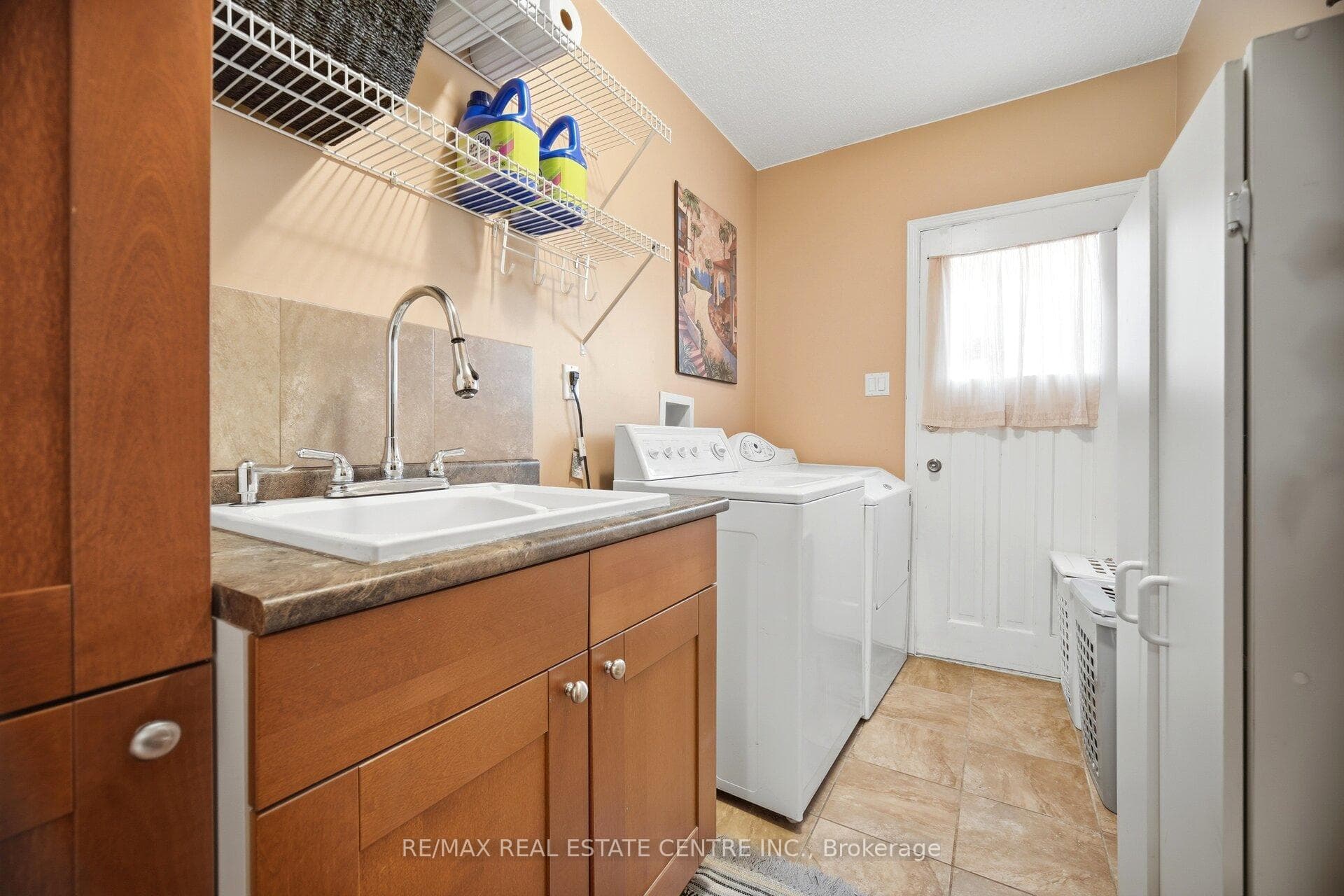 6884 Edenwood Drive — property photo