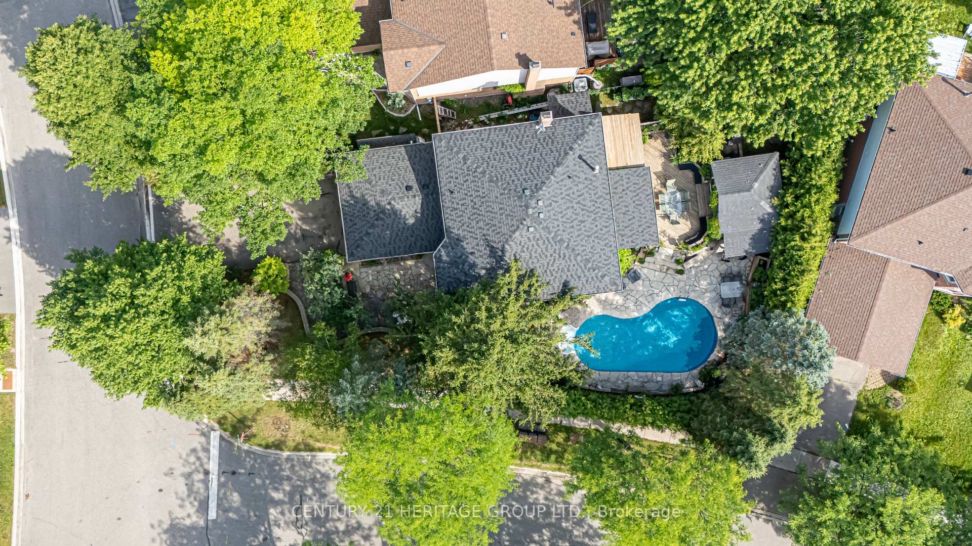 169 Delayne Drive — property photo