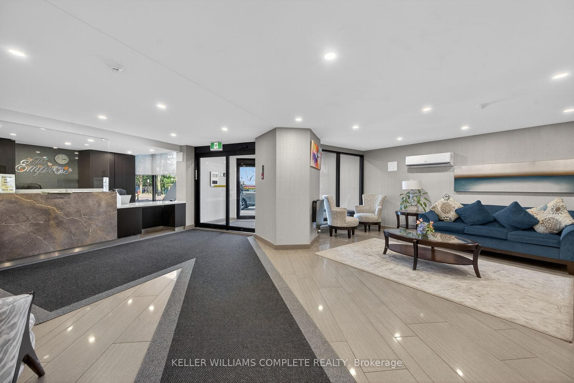 904- 700 Dynes Road — property photo