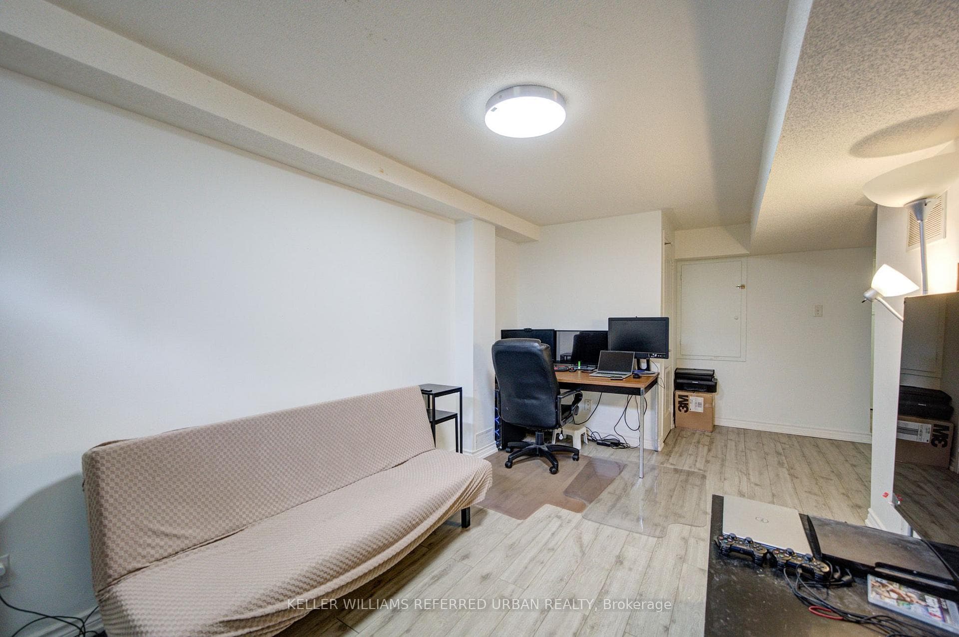 19 Evelyn Buck Lane — property photo