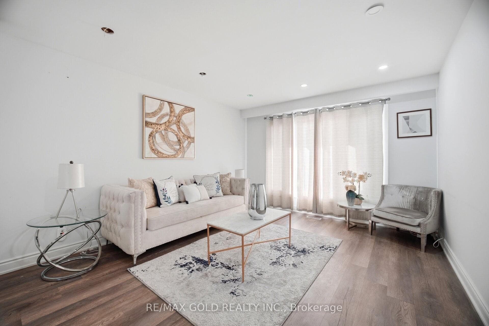 3345 Monica Drive — property photo