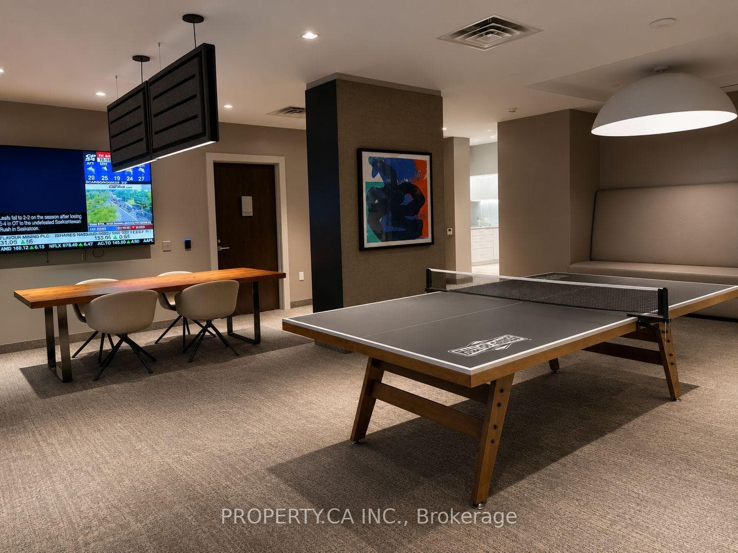 1706- 219 Dundas Street — property photo