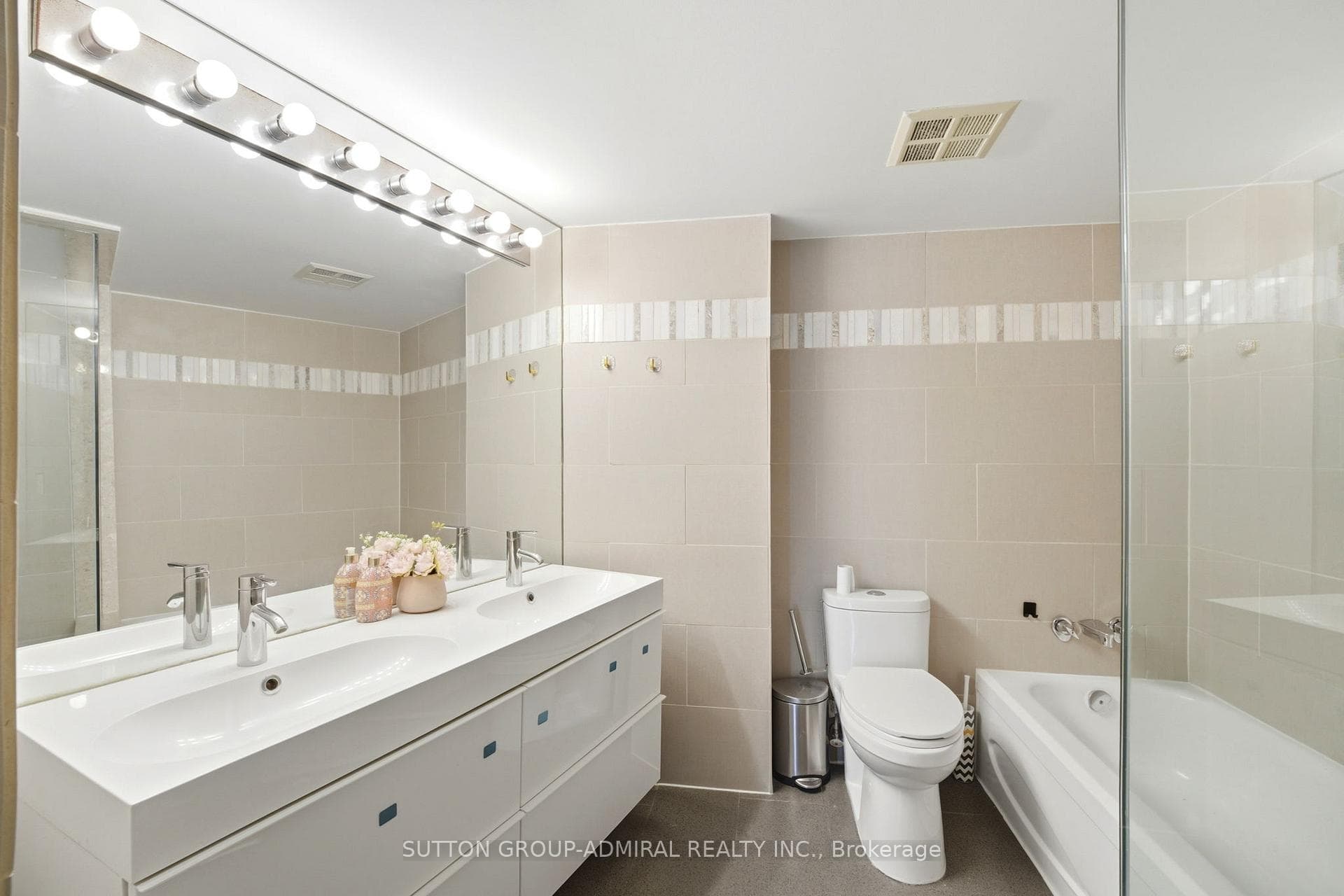 1115- 25 The Esplanade N/A — property photo