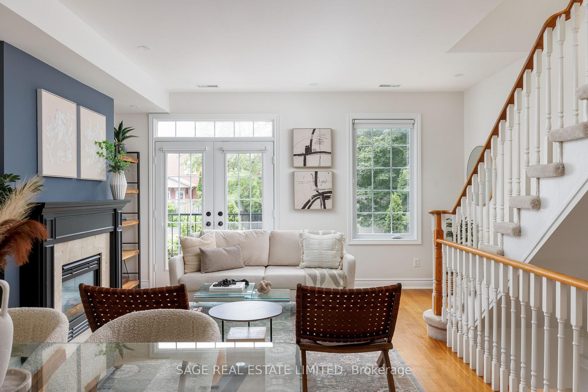 722E Kingston Road — property photo