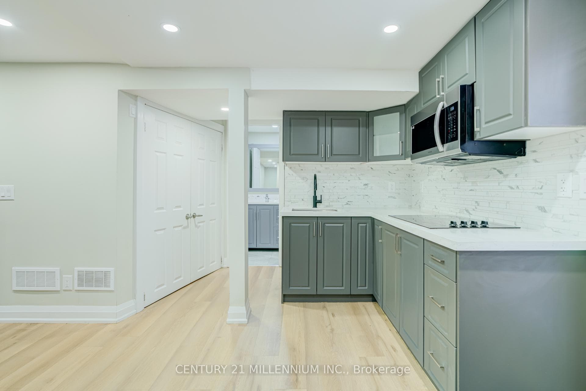 75 Goldcrest Road — property photo