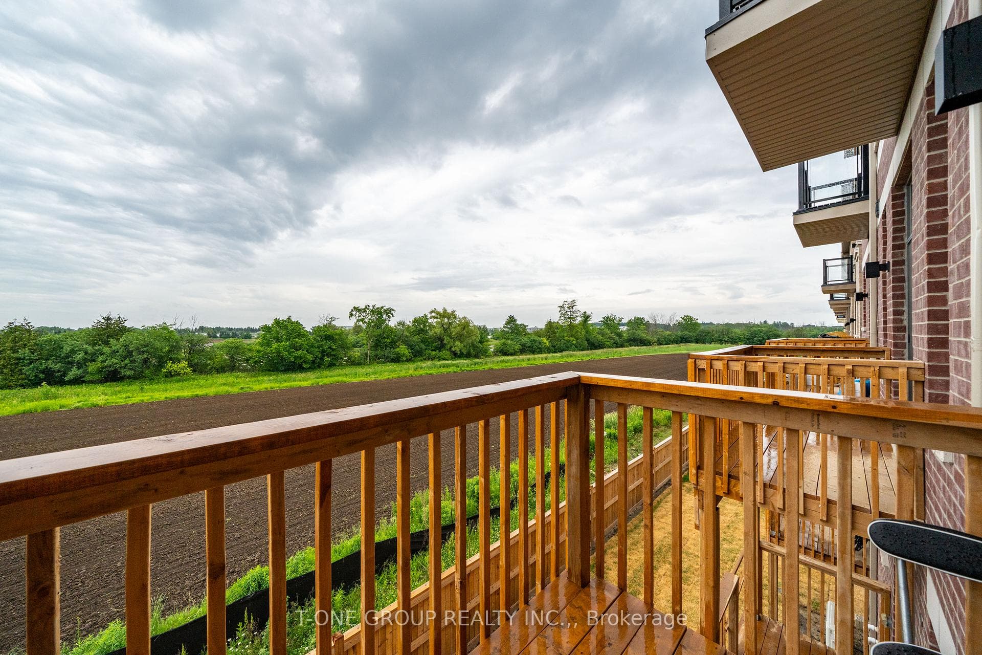 71 Millman Lane — property photo