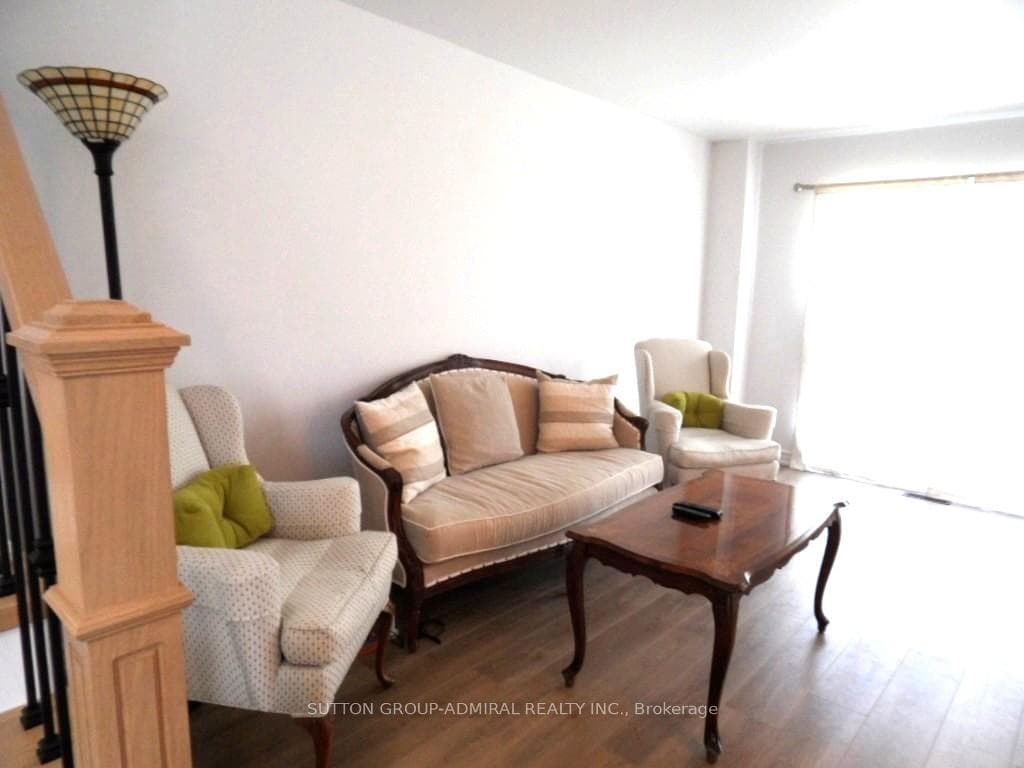 65 Delaney Crescent — property photo