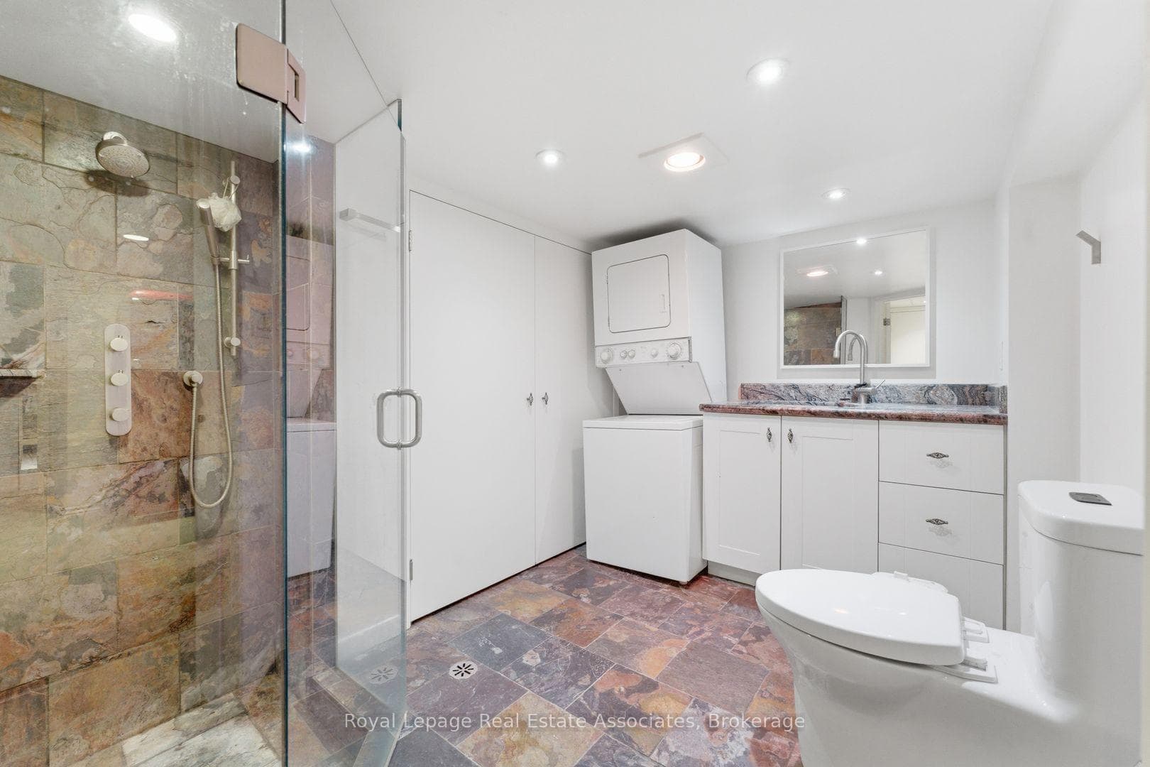 12 Wenonah Drive — property photo