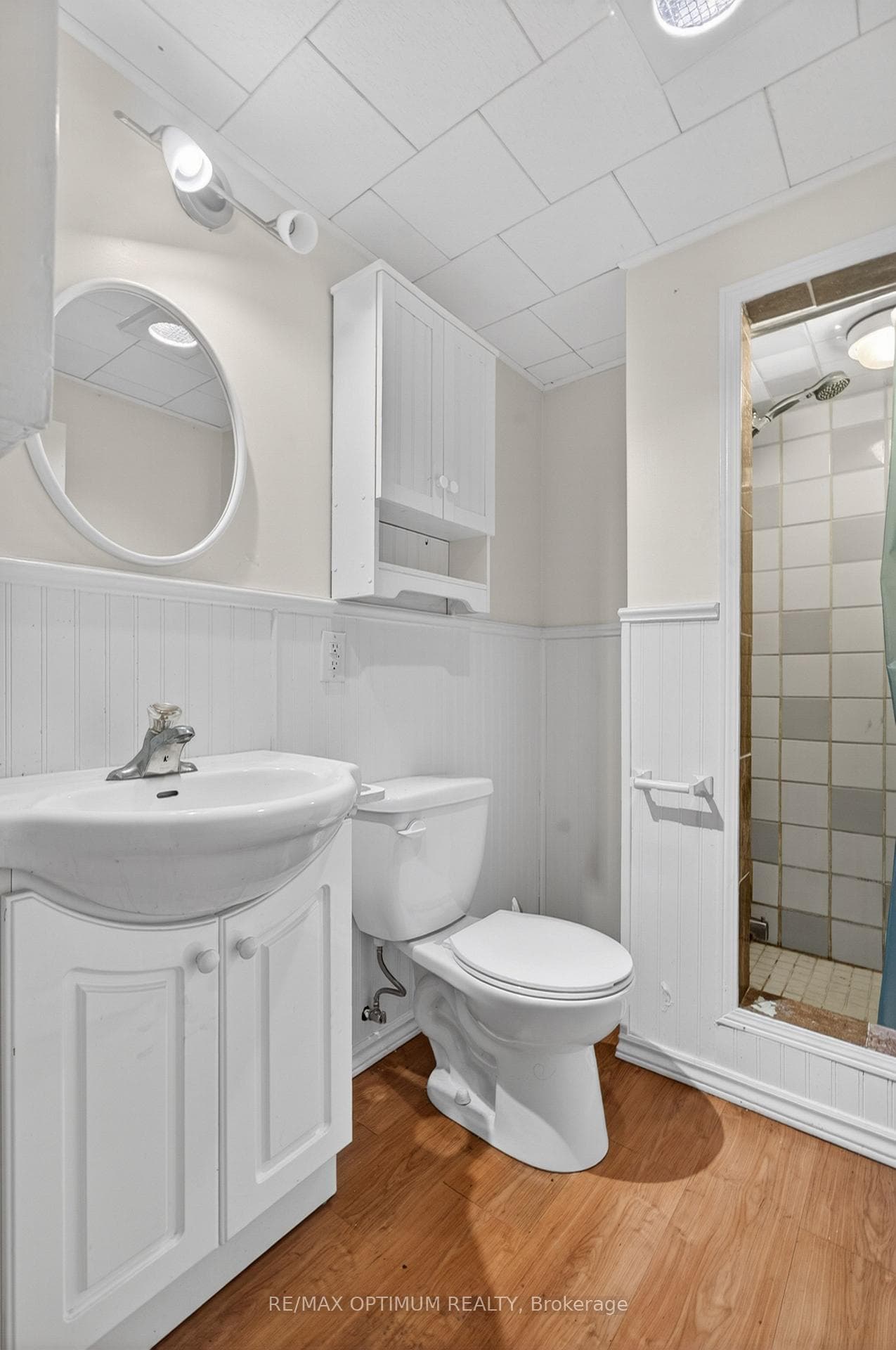 529 Campbellville Road — property photo