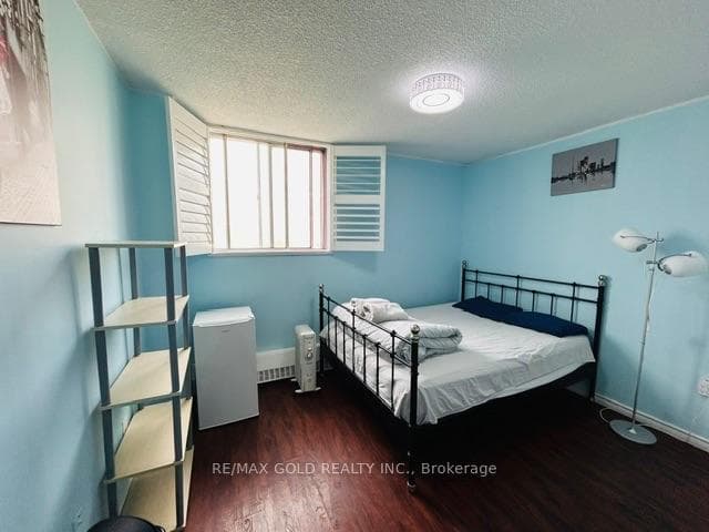 814- 50 Lotherton Parkway — property photo