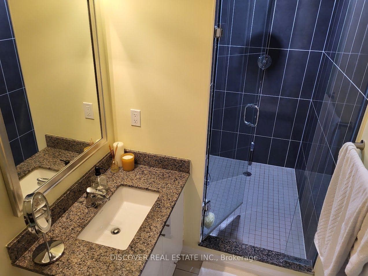 2402- 55 Eglinton Avenue — property photo