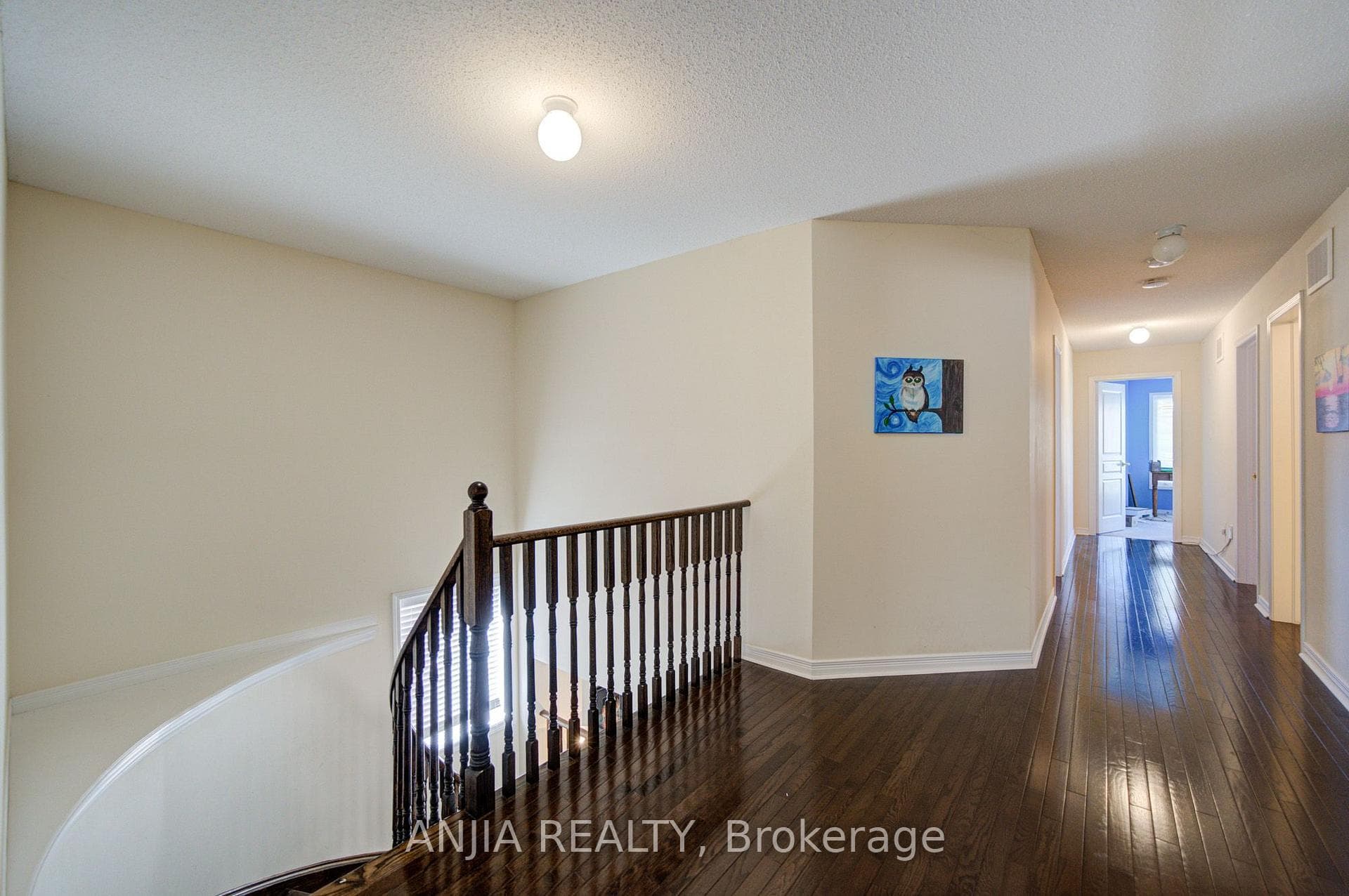102 Westminster Circle — property photo