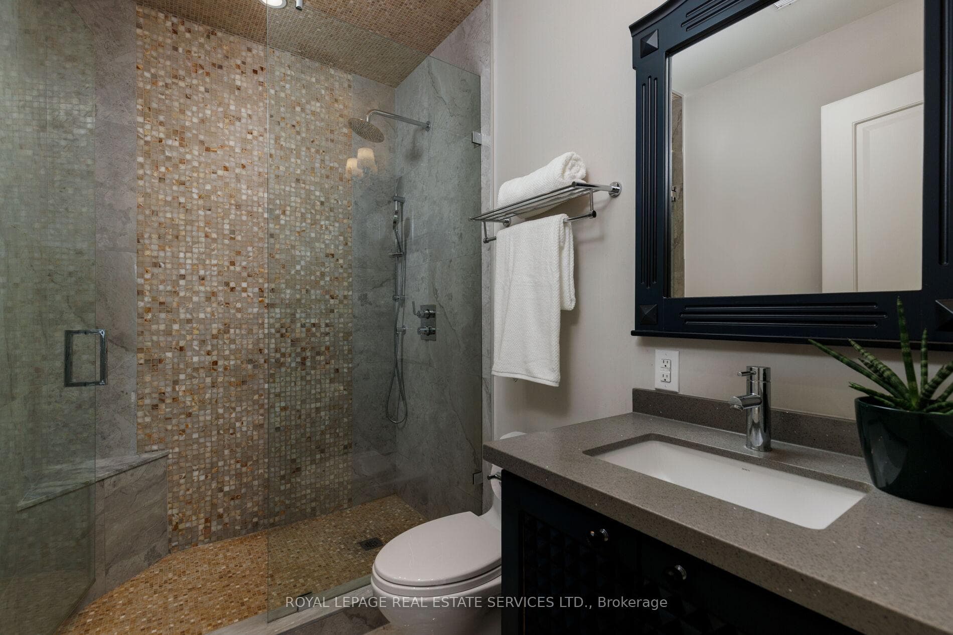 1165 Garden Road — property photo