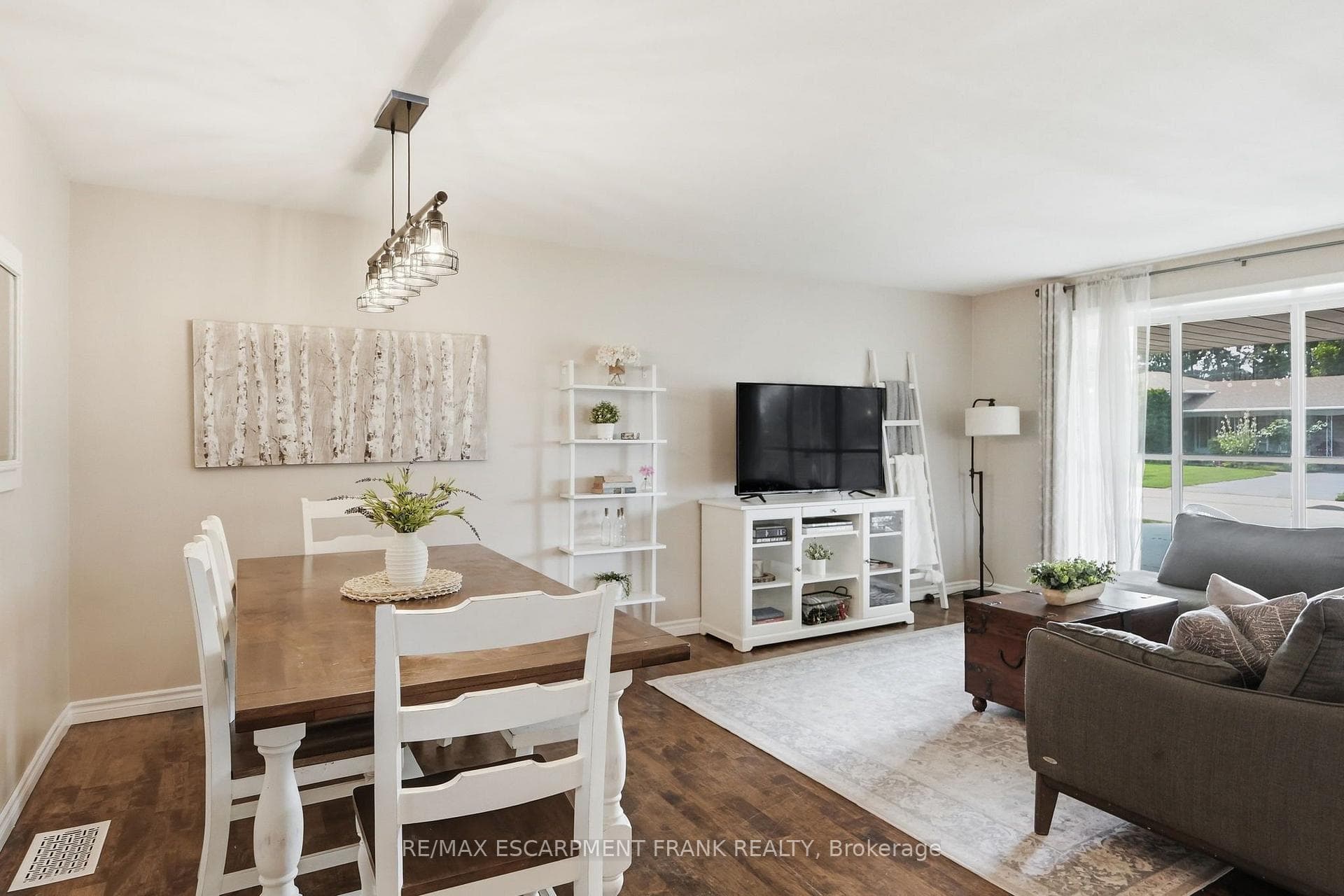 62 Owen Place — property photo