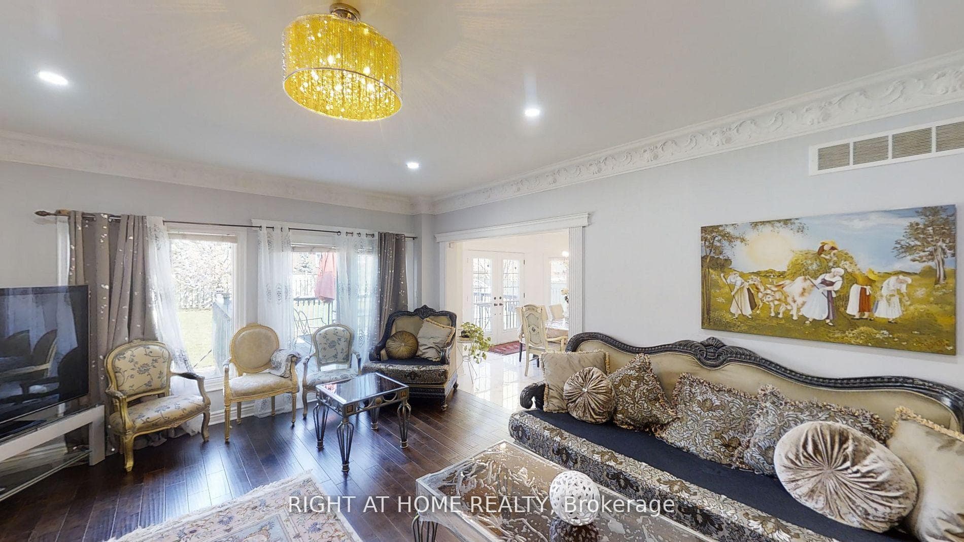 31 NORTHGATE Crescent — property photo