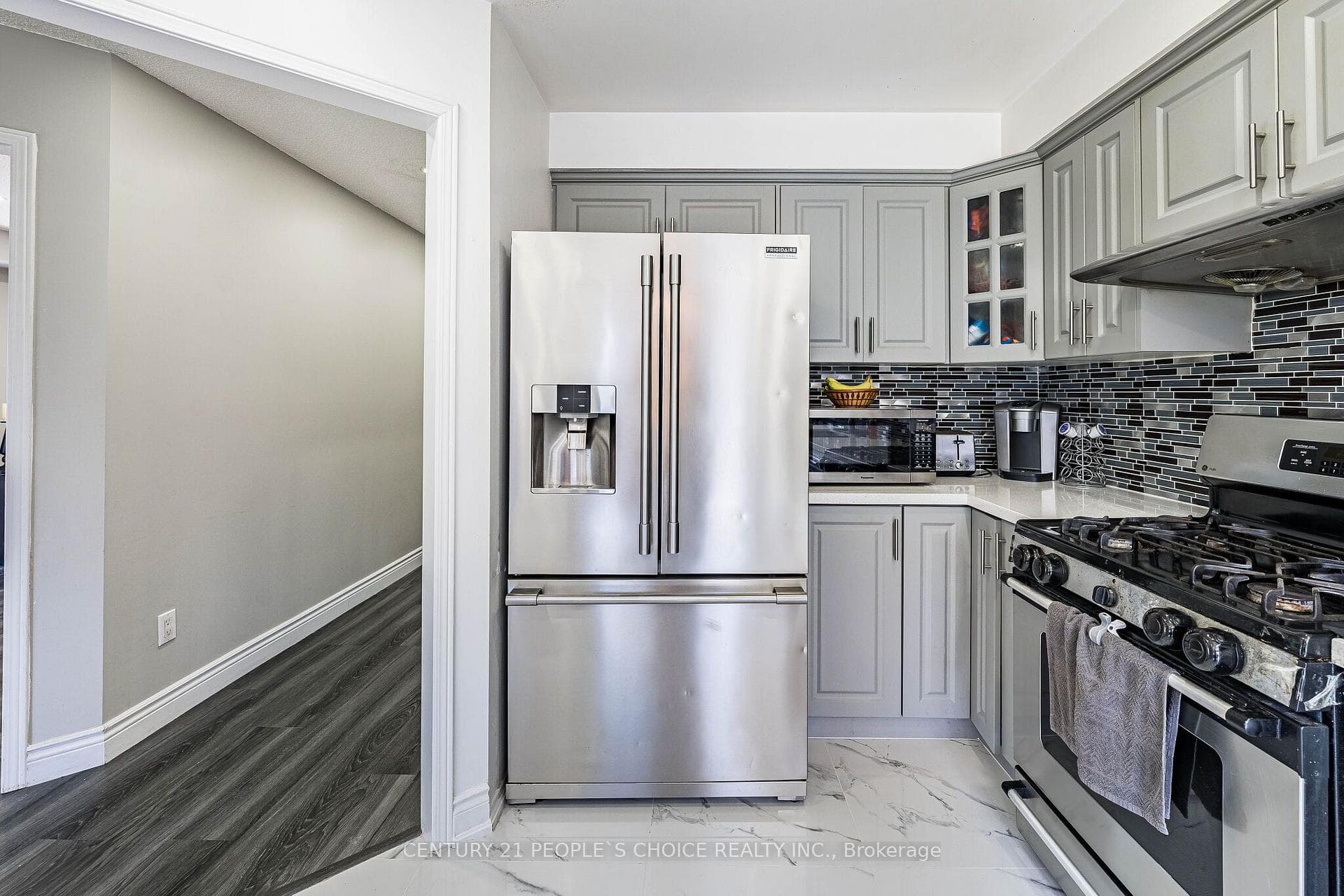 125 Rainforest Drive — property photo