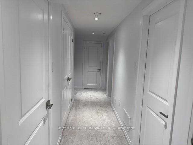 1- 15 Fieldridge Crescent — property photo