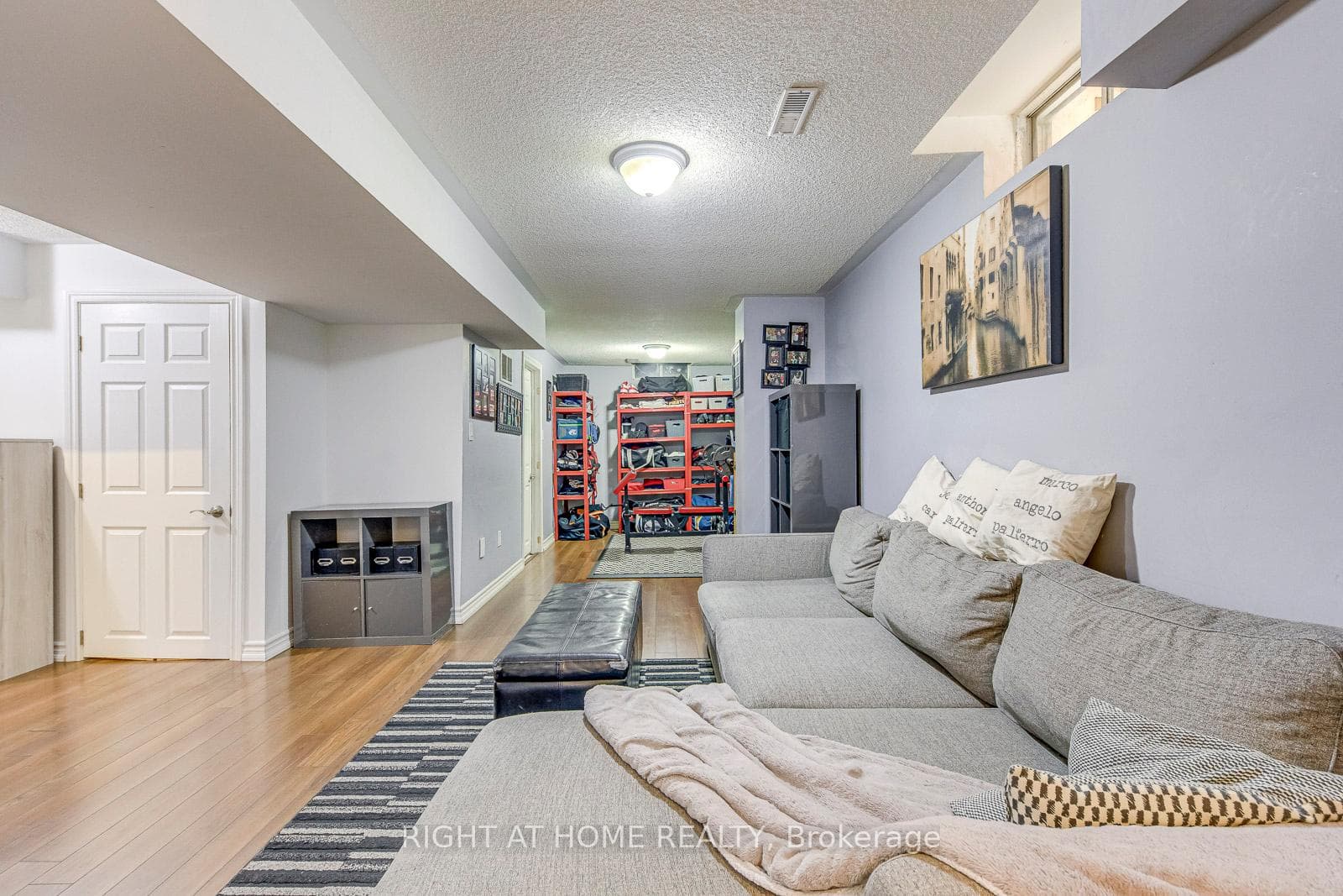 4164 Forest Fire Crescent — property photo