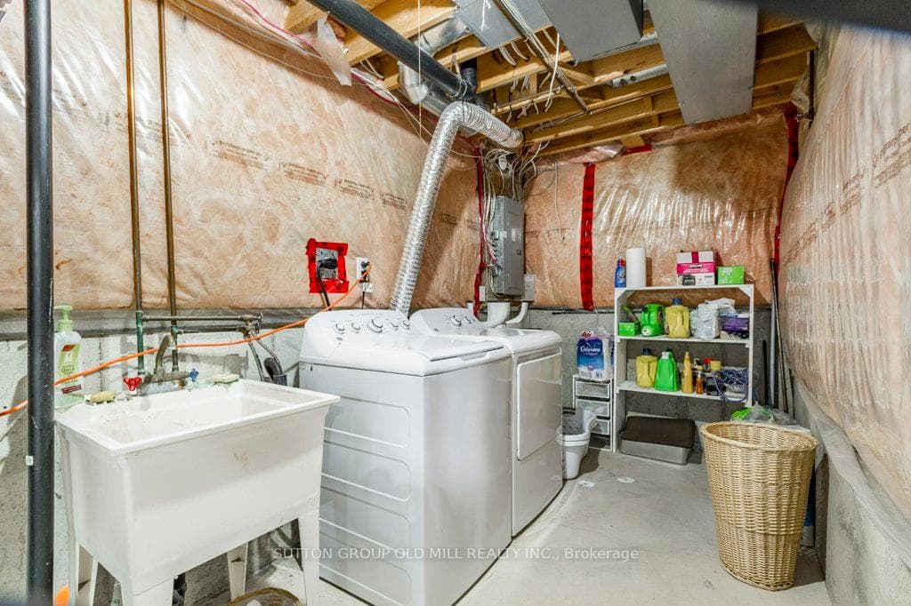 59 Senator Way — property photo