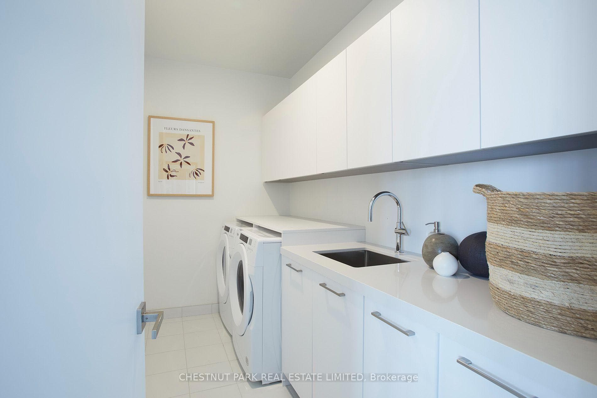 LPH01- 33 Frederick Todd Way — property photo