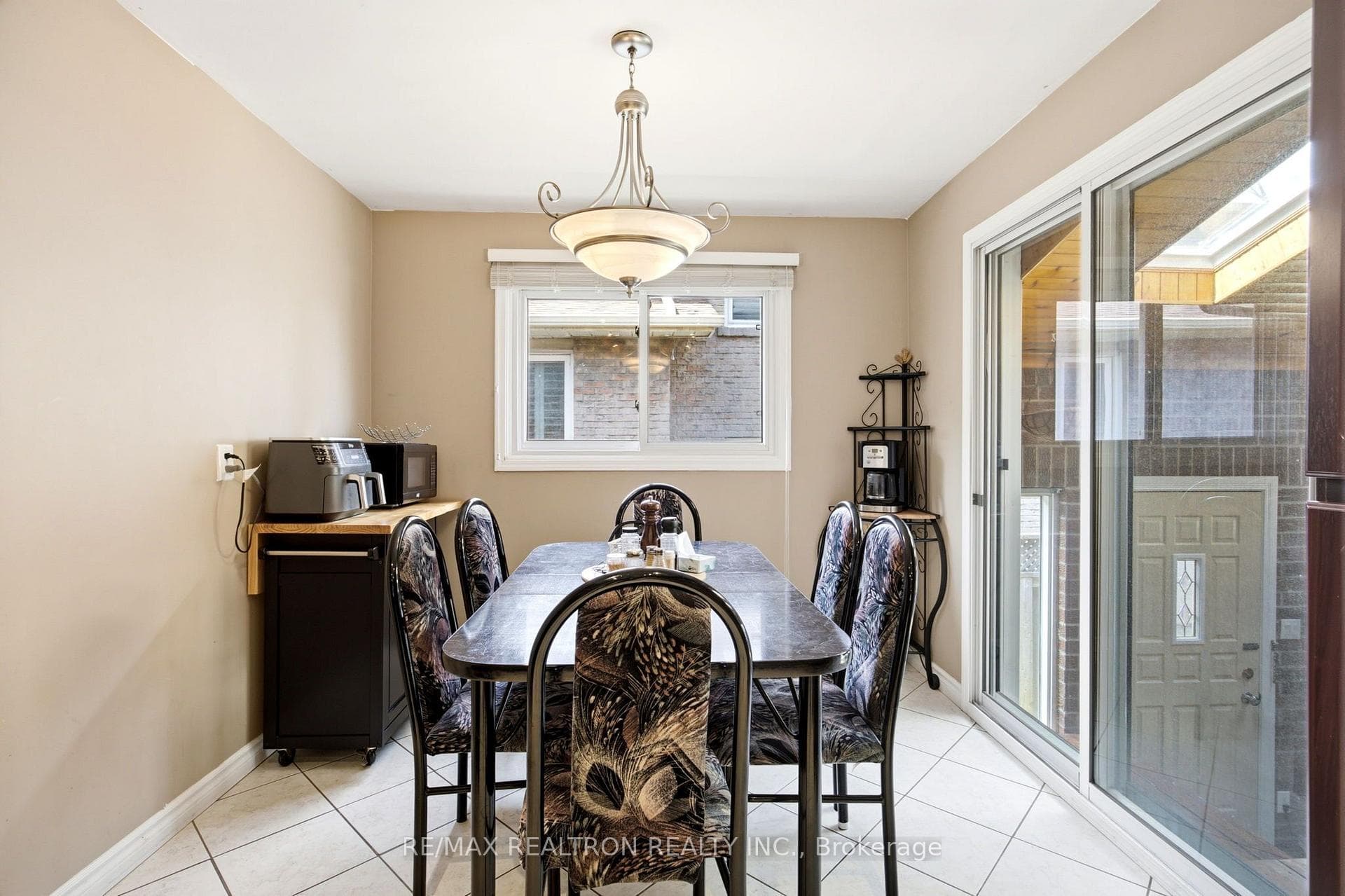 1199 Melton Drive — property photo