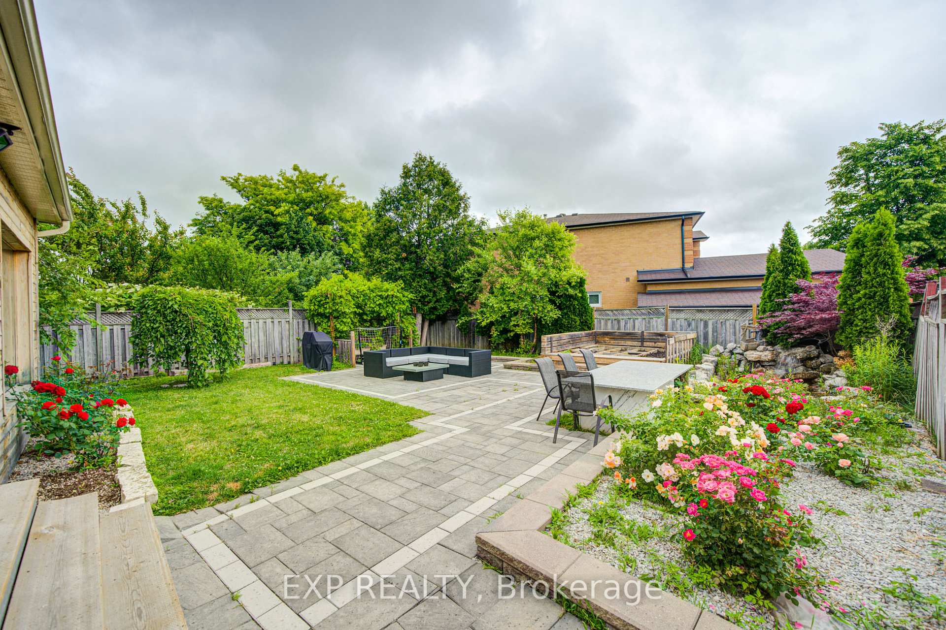 59 Yorkland Street — property photo