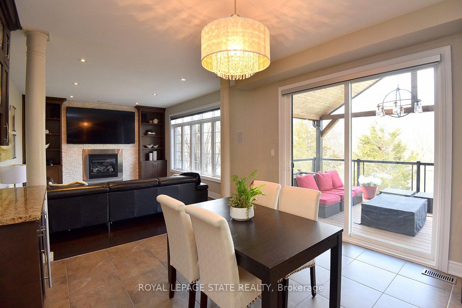 483 Valridge Drive — property photo