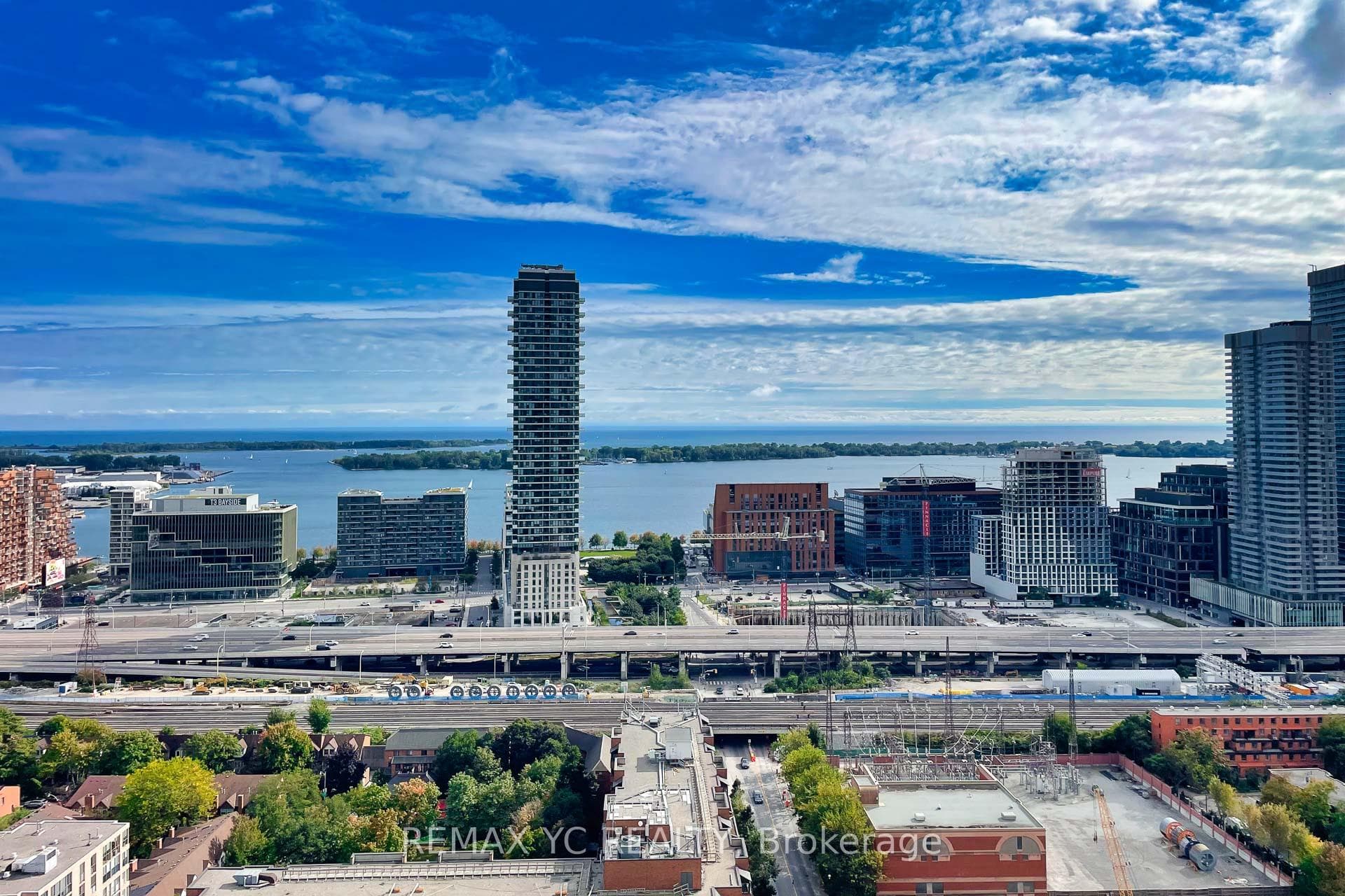 2726- 135 Lower Sherbourne Street — property photo