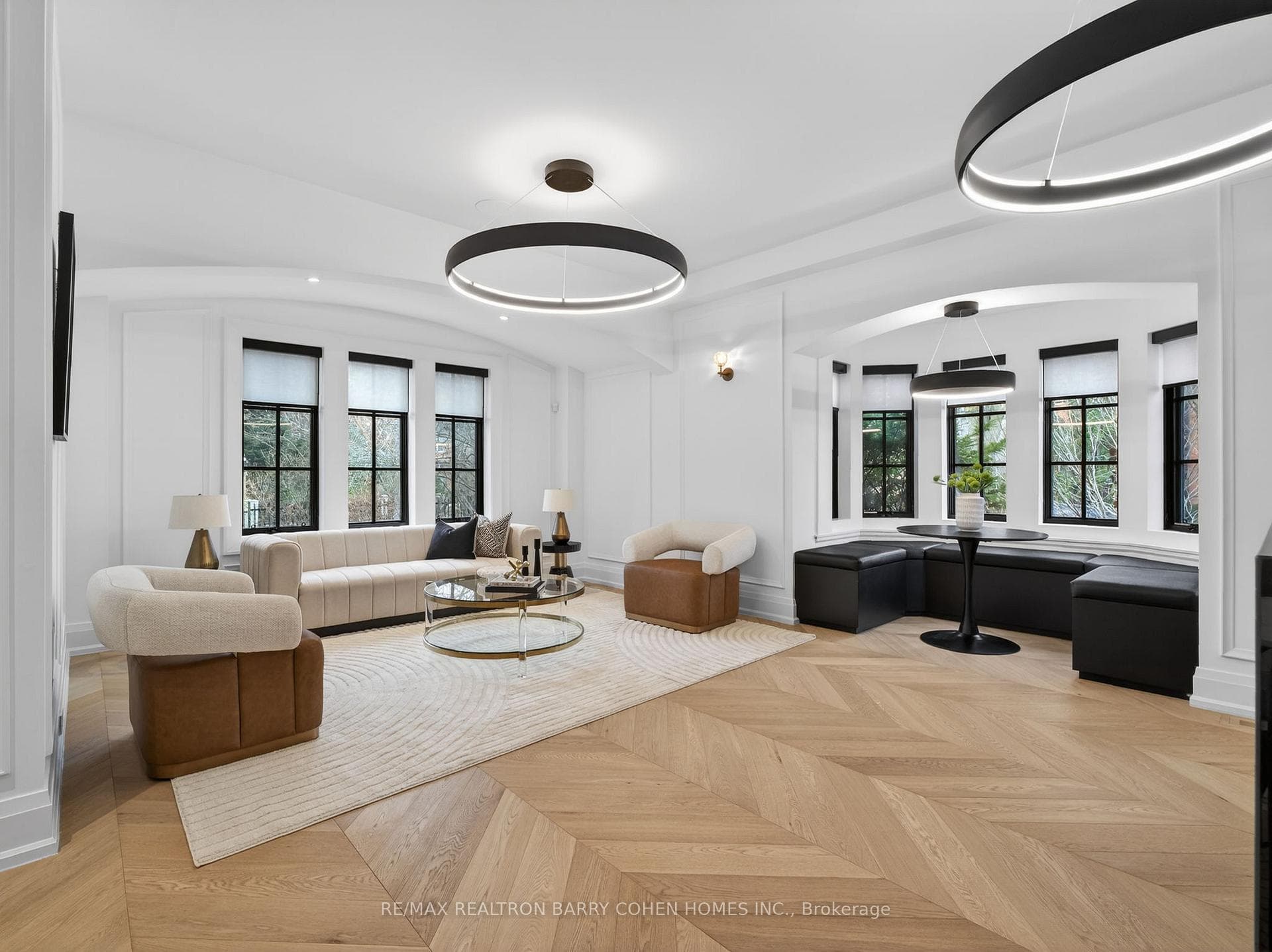 62 Maple Avenue — property photo