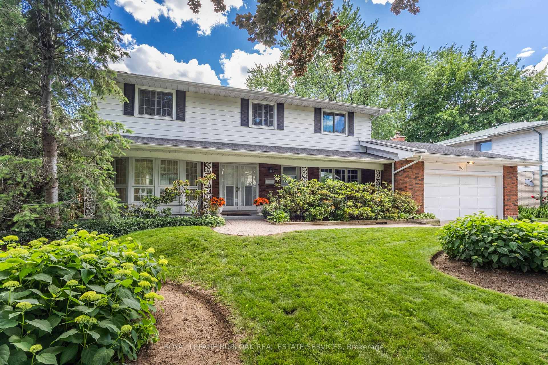 258 Camelot Drive — property photo