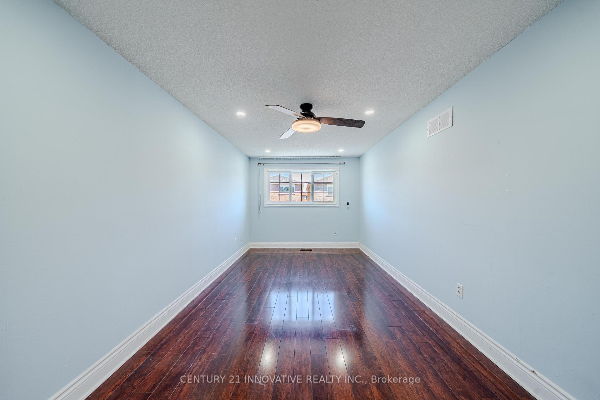 93 William Honey Crescent — property photo