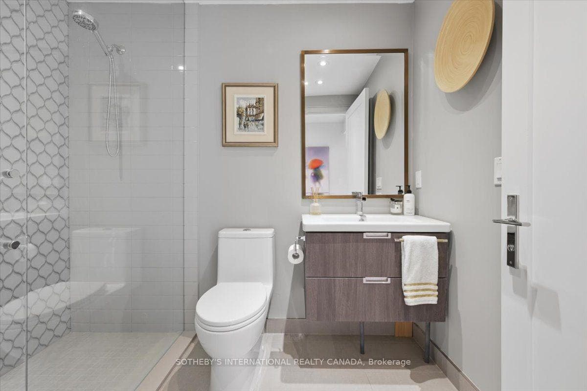 102 Cumberland Drive — property photo