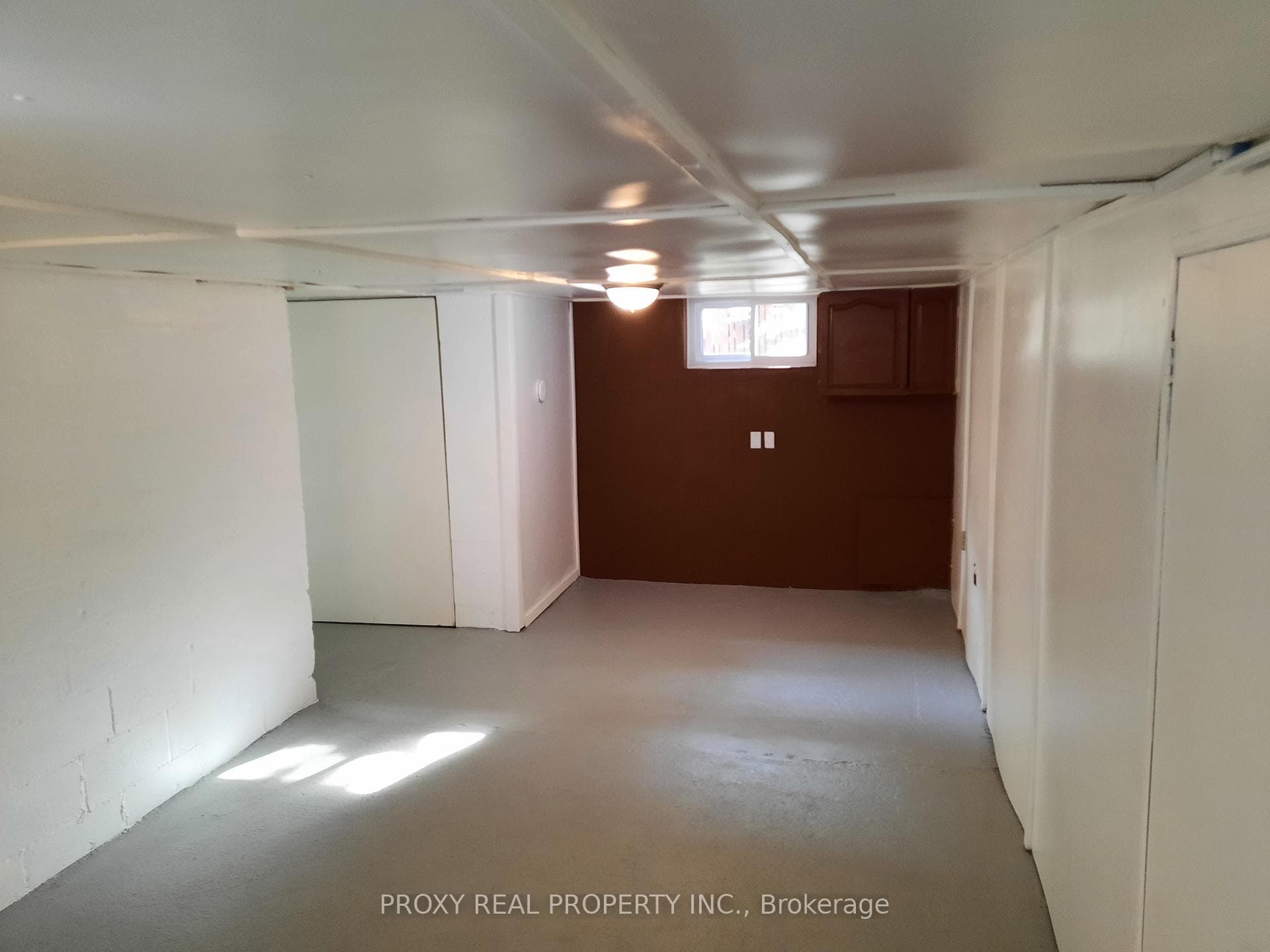 205 Maplehurst Avenue — property photo