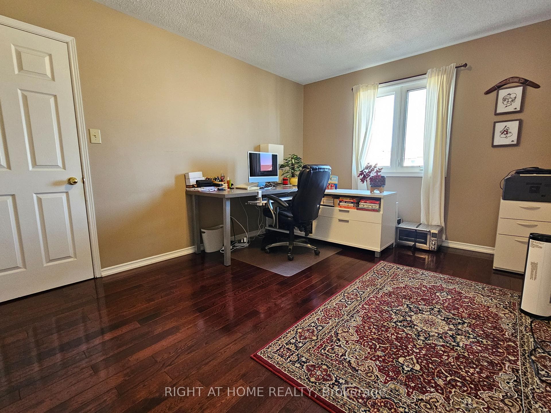 710 Ashprior Avenue — property photo