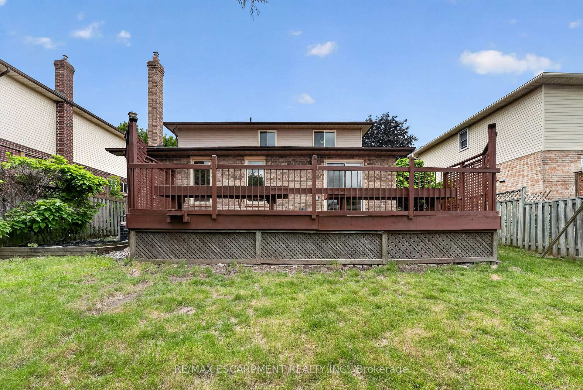 2450 Overton Drive — property photo