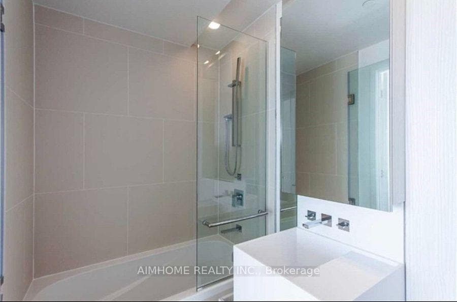 2808- 1 bloor Avenue — property photo