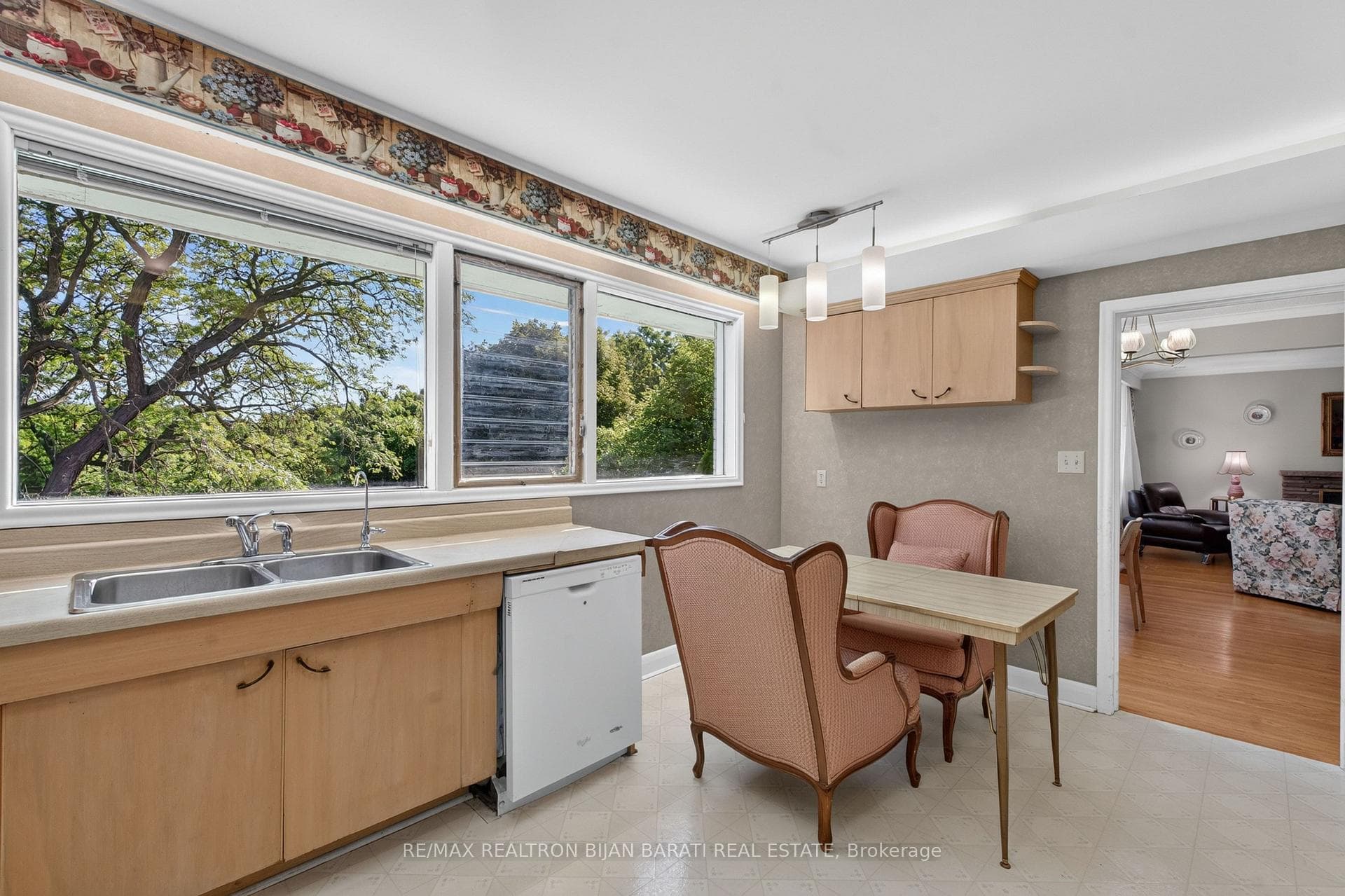 14 Heathview Avenue — property photo