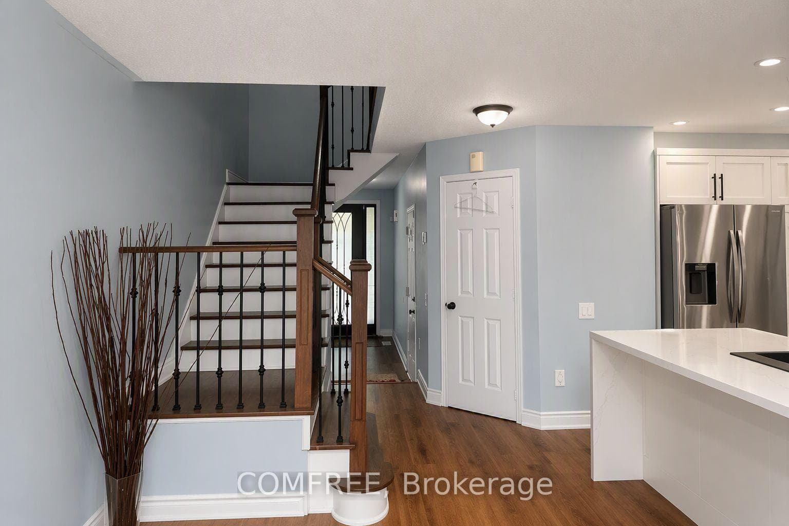 15D View Green Crescent — property photo