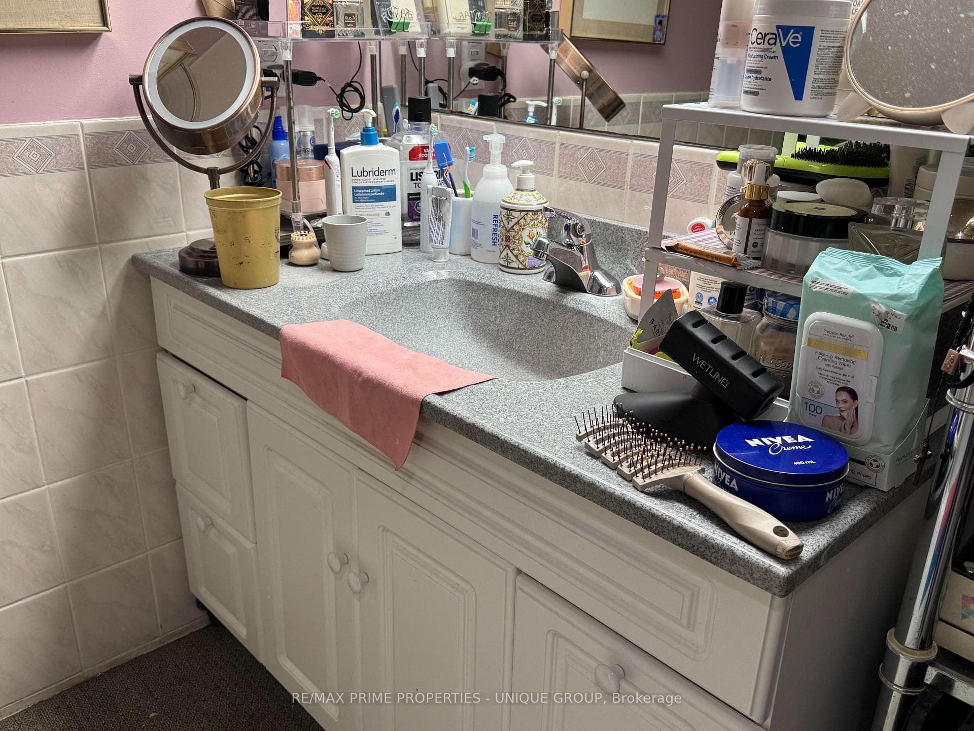 2330 Dufferin Street — property photo