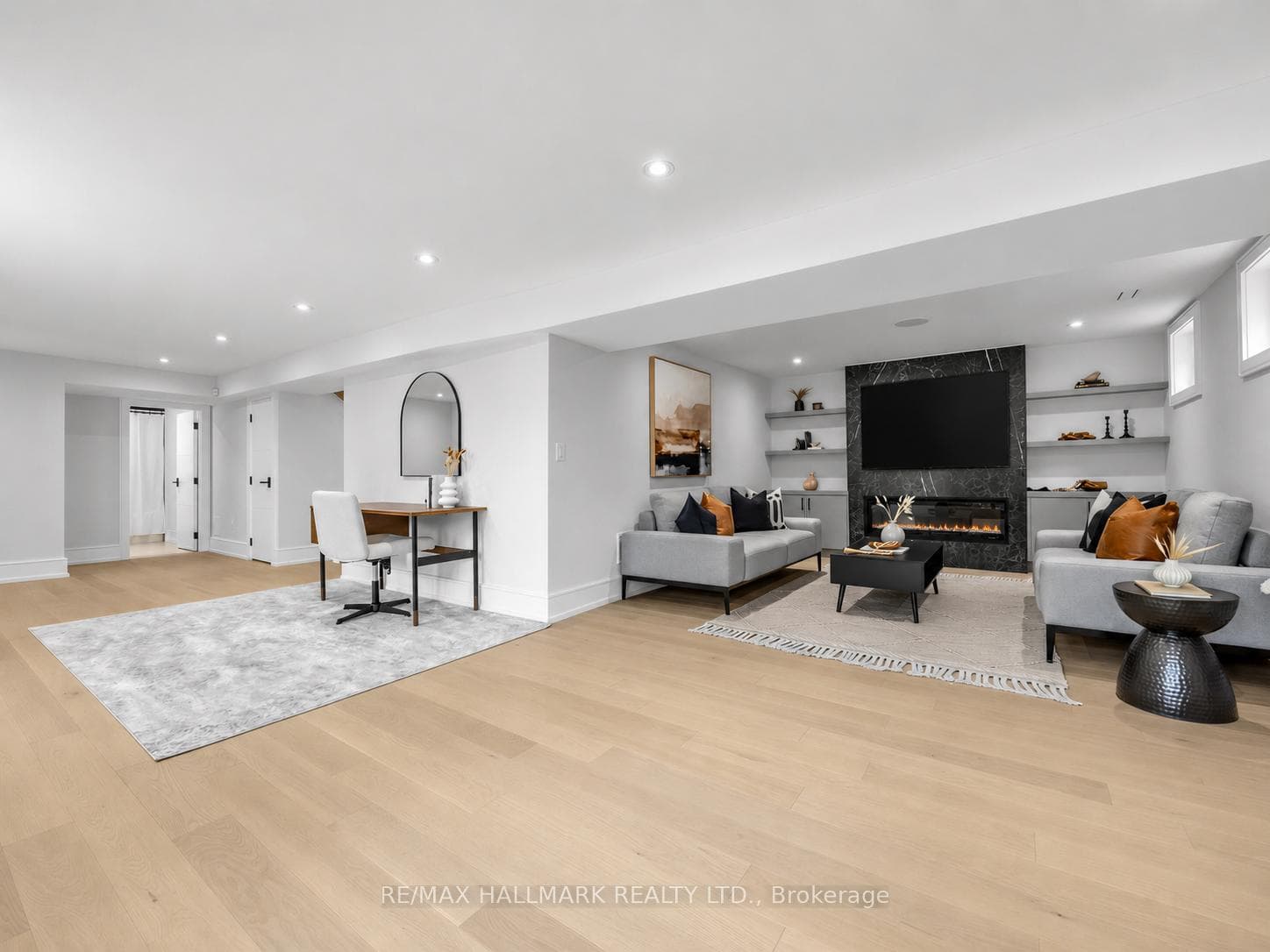 30 Kellythorne Drive — property photo