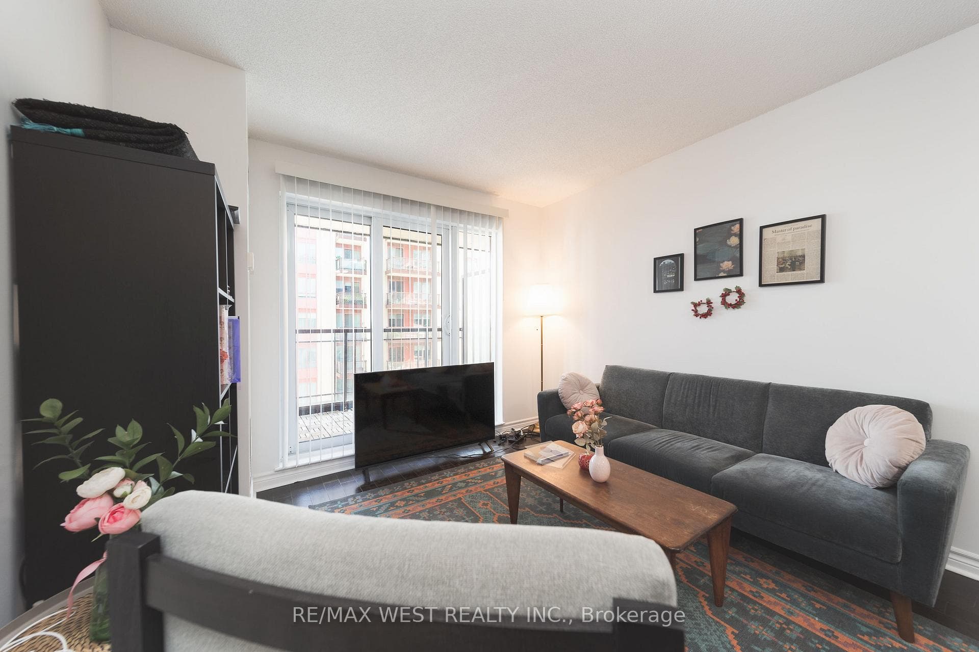 524- 27 Rean Drive — property photo
