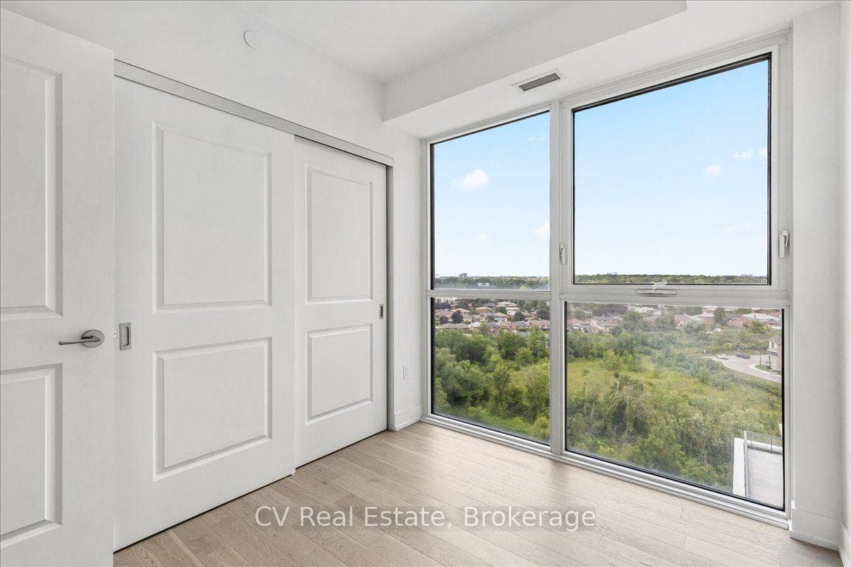 1008- 1063 Douglas McCurdy Common — property photo