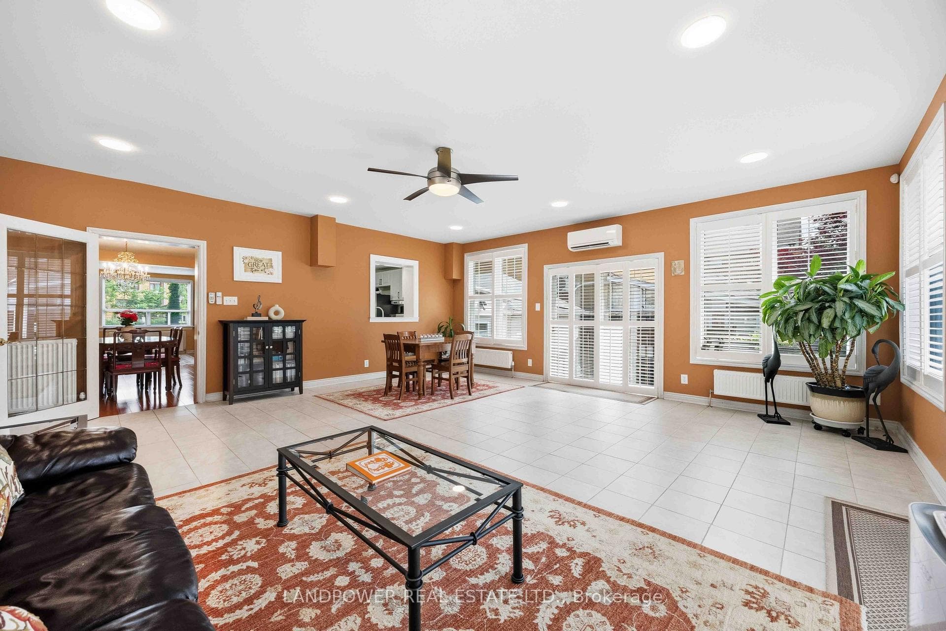 549 Lawrence Avenue — property photo
