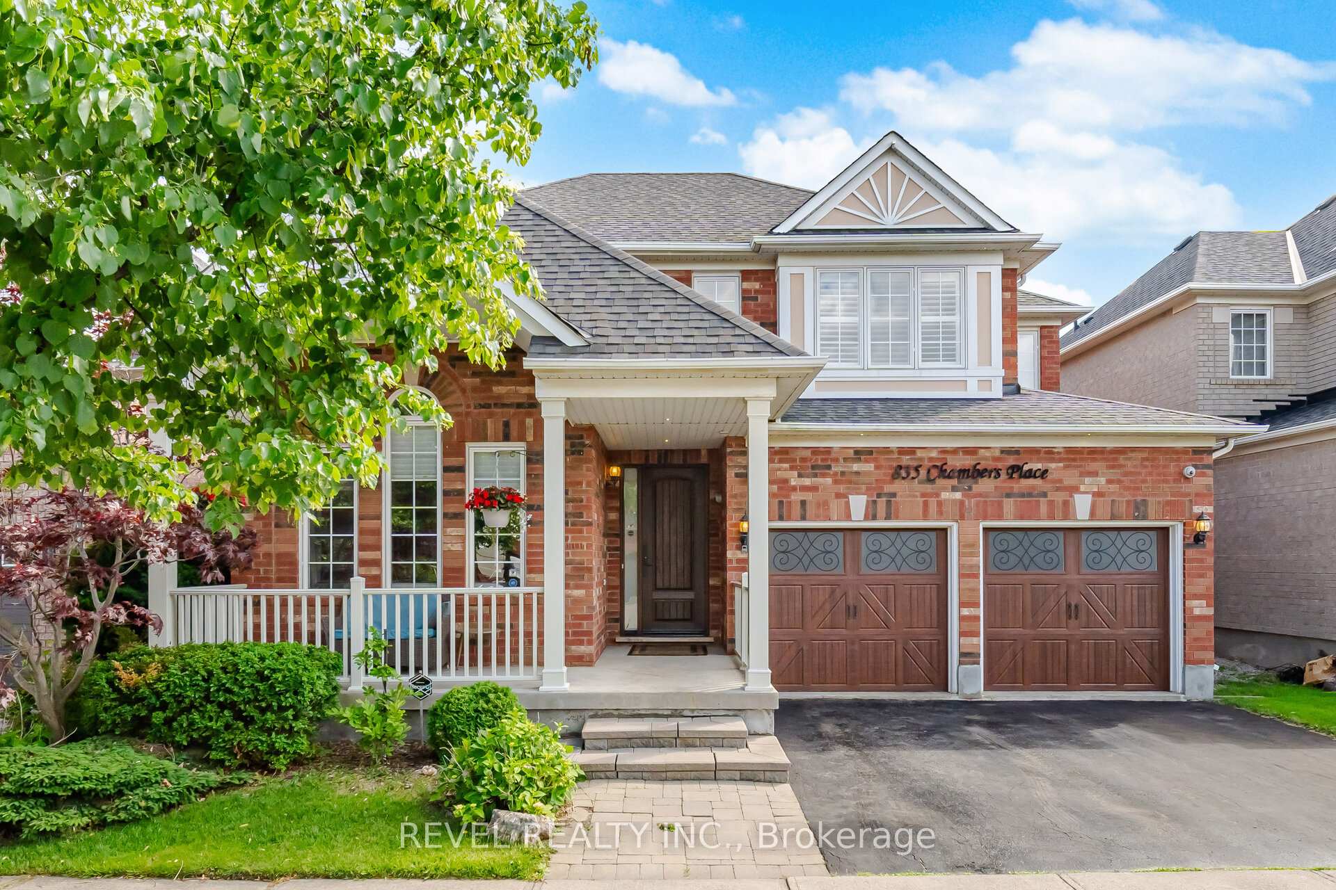 835 Chambers Place — property photo